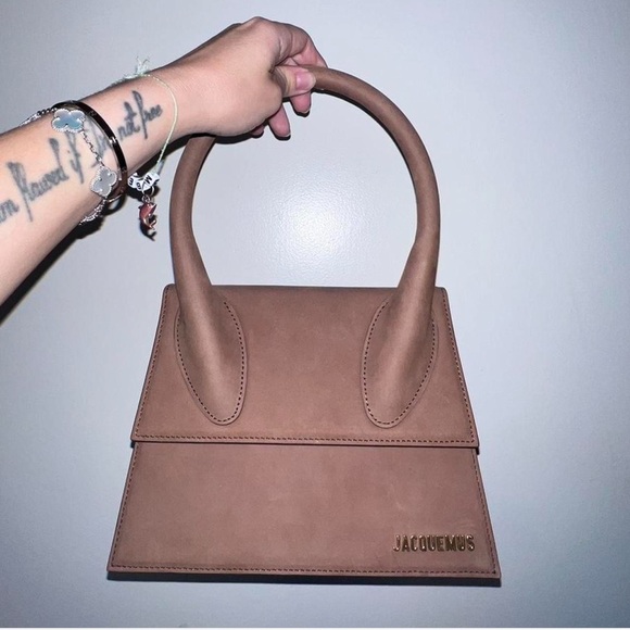 Jacquemus Le Grand Chiquito Signature Bag - Picture 1 of 3